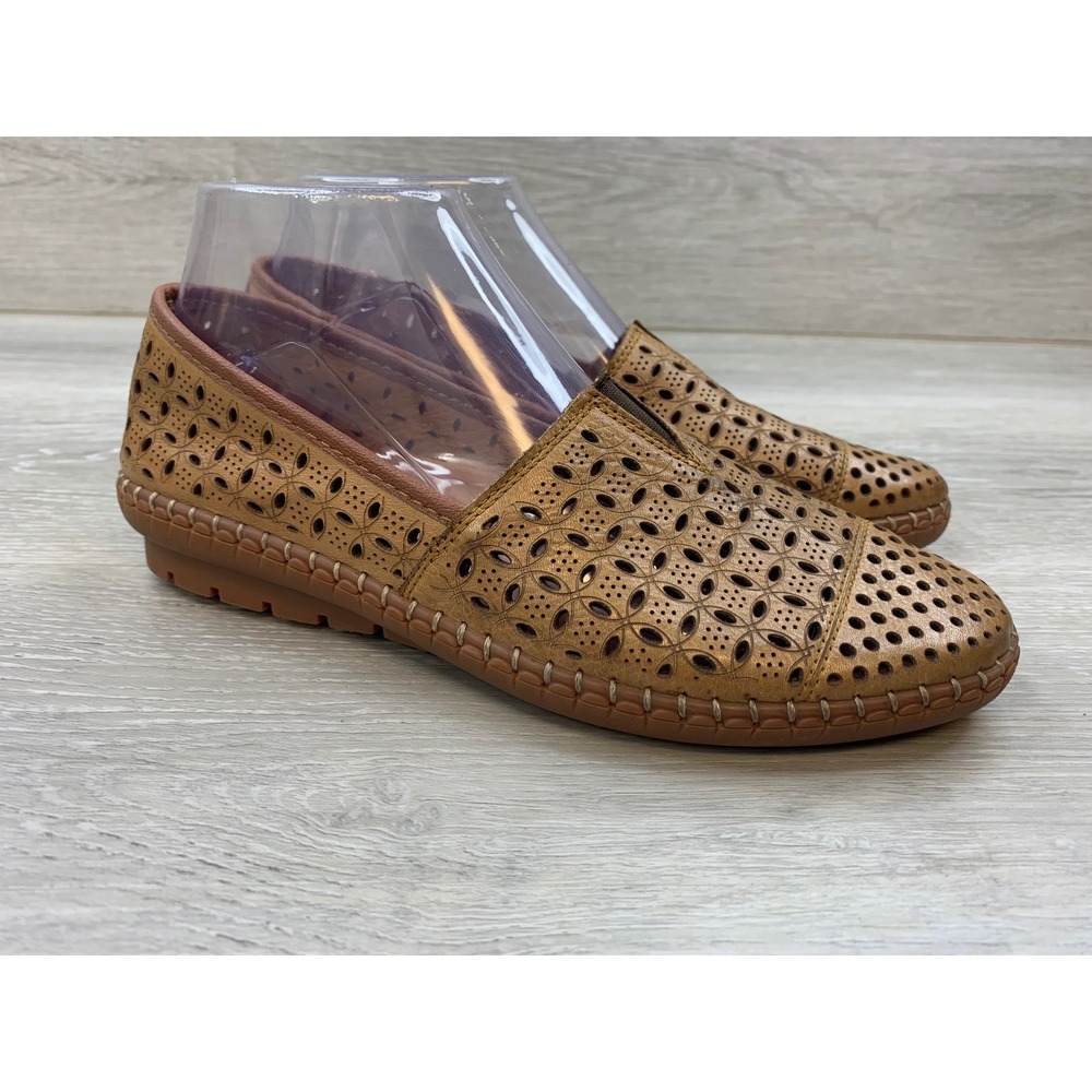 Spring Step Tan Leather Perforated Laser Cut Slip On Loafers Flats 8